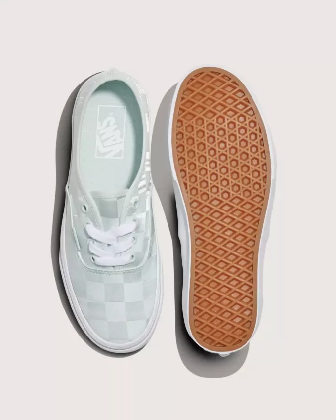 Auténtico zapato de satén con estampado de cuadros