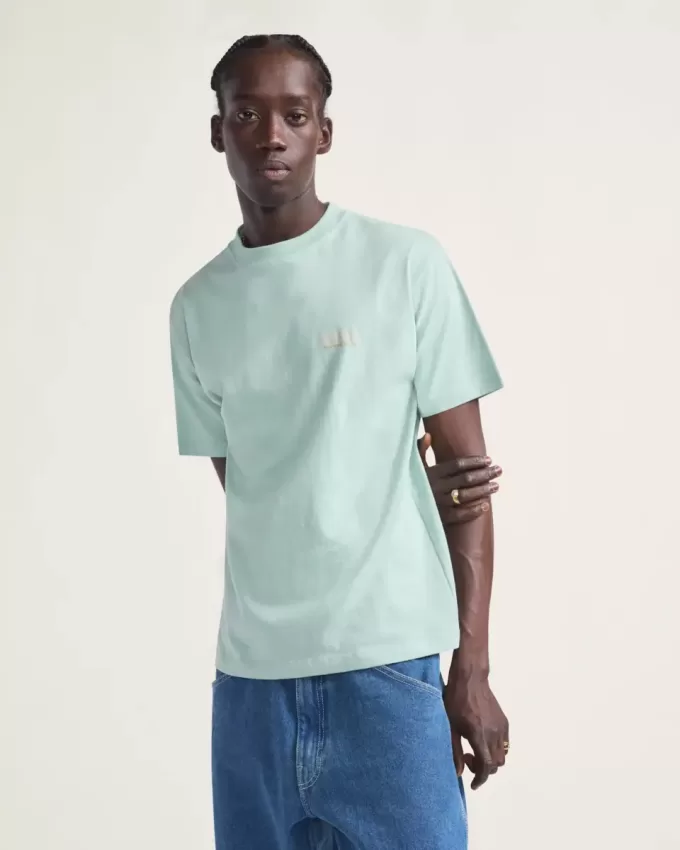 Camiseta Catchin Waves