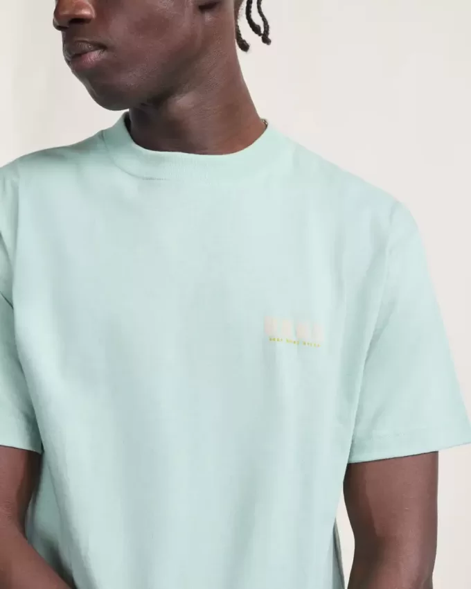Camiseta Catchin Waves
