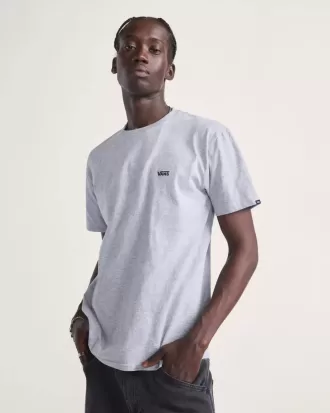 Camiseta con el logo en el pecho izquierdo