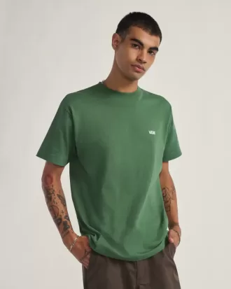 Camiseta con el logo en el pecho izquierdo