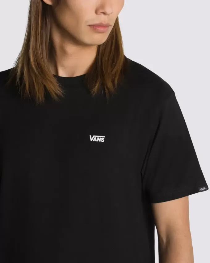 Camiseta con el logo en el pecho izquierdo
