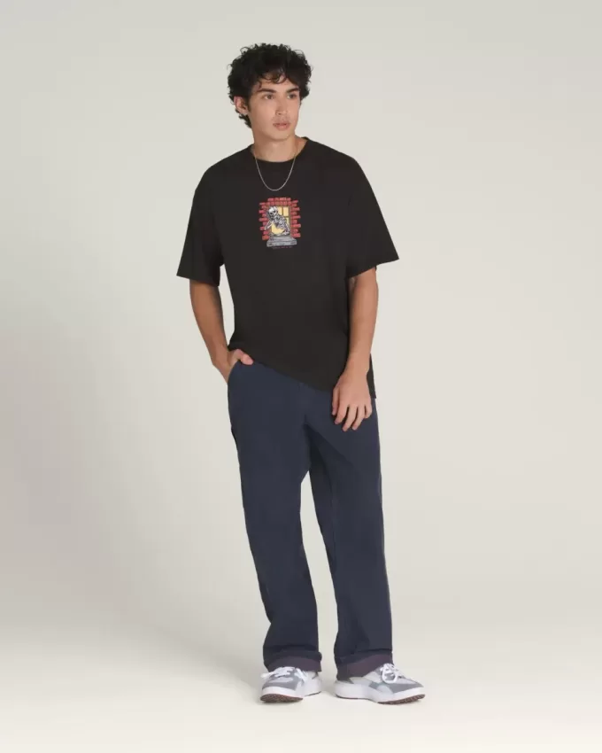 Camiseta con ventana de calavera segadora
