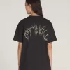 Camiseta de la Universidad de Metal Grafiti