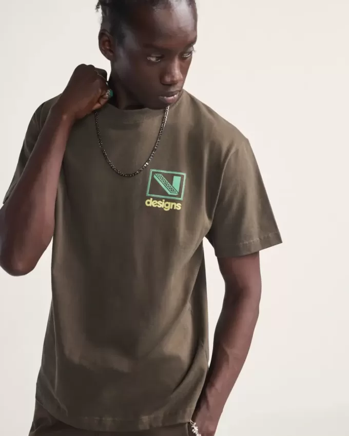 Camiseta de producción artística