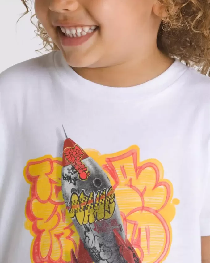 Camiseta infantil con cohete grafiti