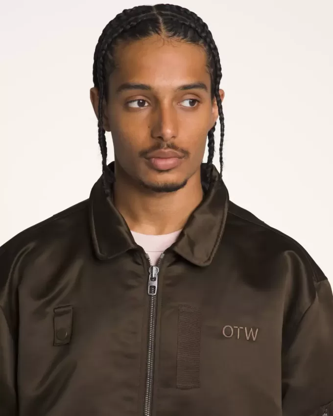 Chaqueta bomber de satén OTW