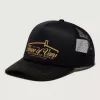 Gorra de camionero con visera curva y techo