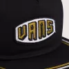 Gorra de camionero levantada
