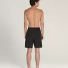 Pantalones cortos diarios de 18 pulgadas