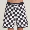 Pantalones cortos festoneados Everride de 18 pulgadas
