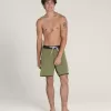 Pantalones cortos festoneados Everride de 18 pulgadas Pantalones cortos festoneados Everride de 18 pulgadas
