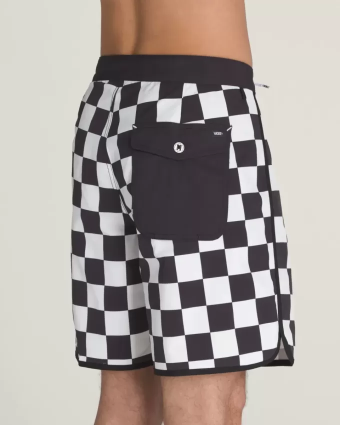 Pantalones cortos festoneados Everride de 18 pulgadas