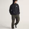 Sudadera con capucha y logotipo de Crestline Sudadera con capucha y logotipo de Crestline
