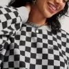 Sudadera retro con cuello redondo y estampado de cuadros