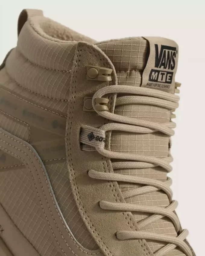 Zapatilla con aislamiento GORE-TEX Sk8-Hi