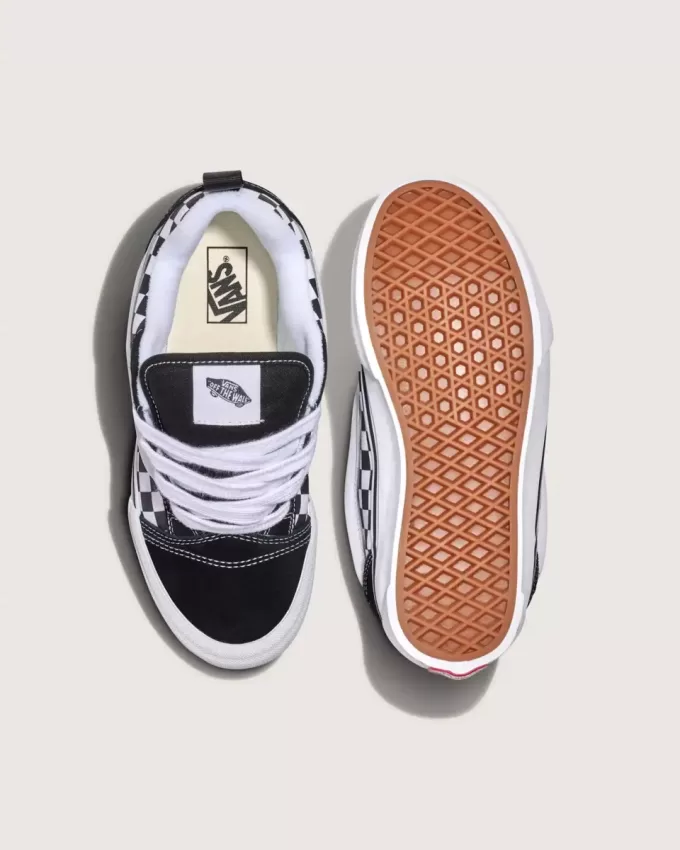 Zapato a cuadros Knu Skool para niños pequeños