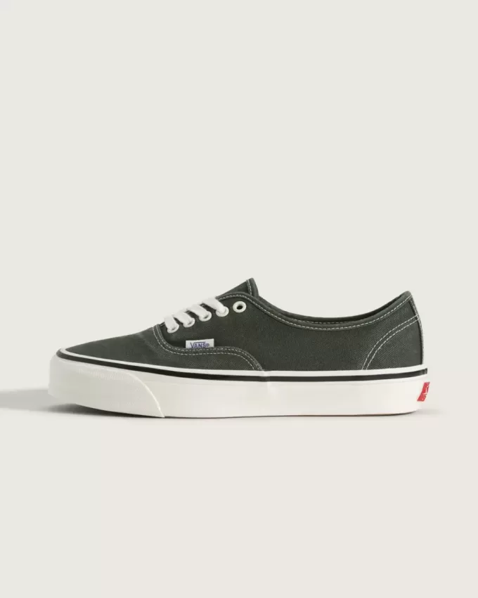 Zapato auténtico de primera calidad Zapato auténtico de primera calidad