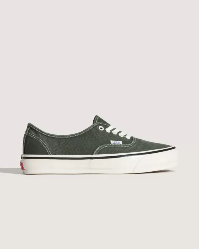 Zapato auténtico de primera calidad Zapato auténtico de primera calidad