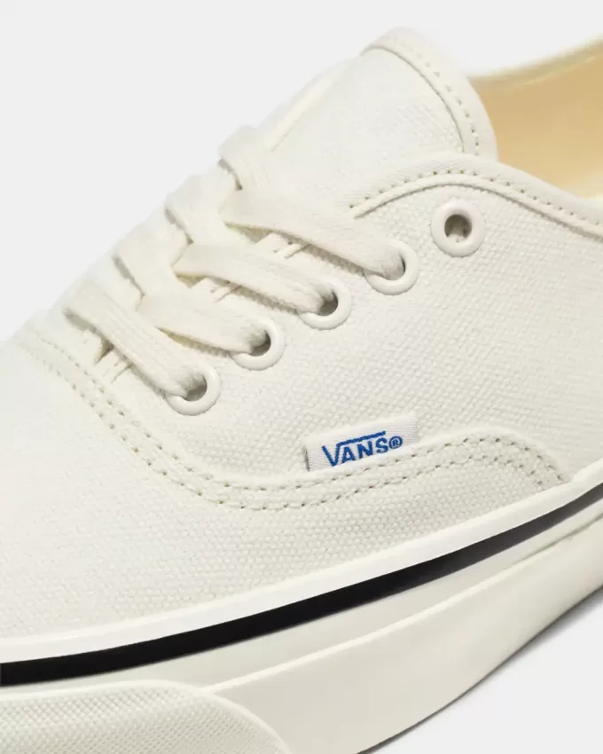 Zapato auténtico de primera calidad Zapato auténtico de primera calidad