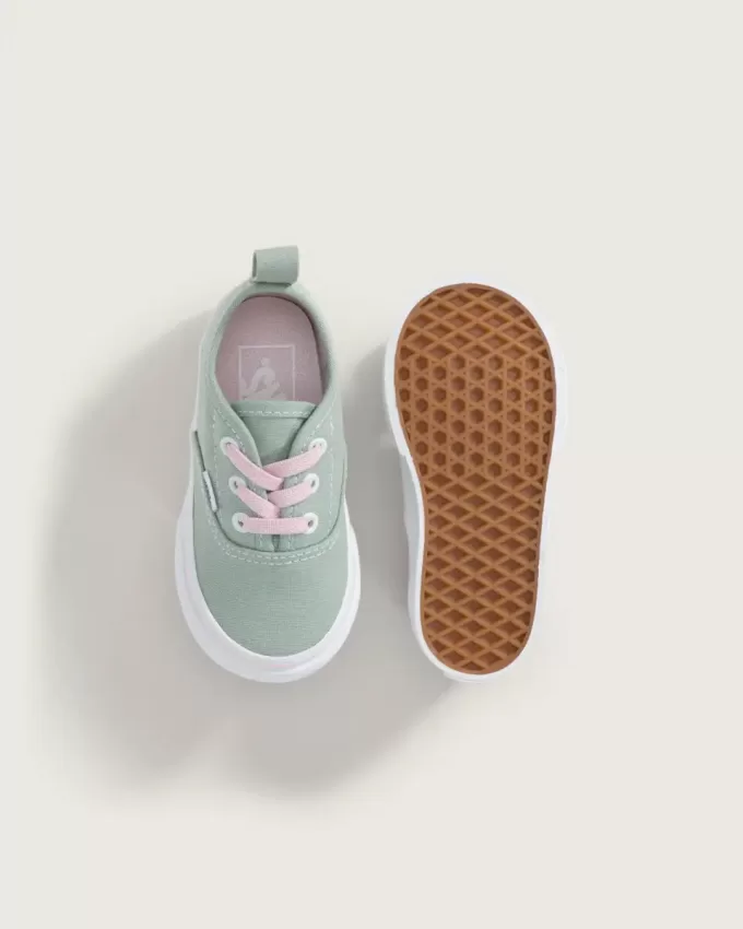 Zapato auténtico para niños pequeños