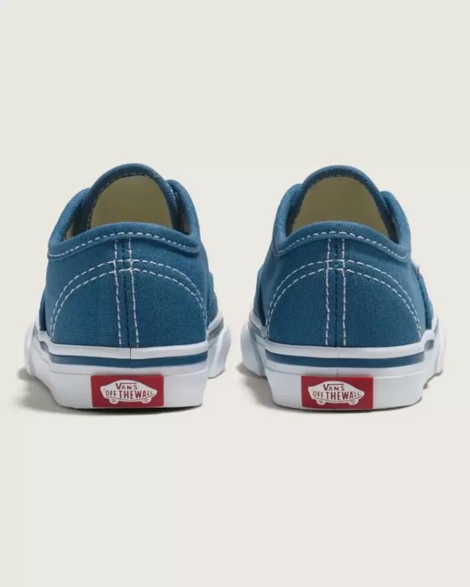 Zapato auténtico para niños pequeños