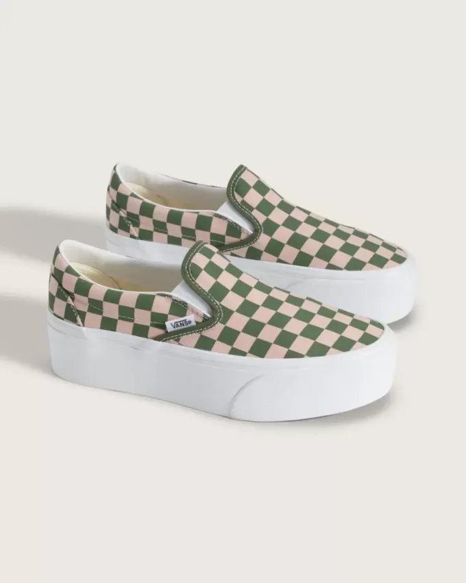 Zapato clásico de plataforma sin cordones con diseño de cuadros