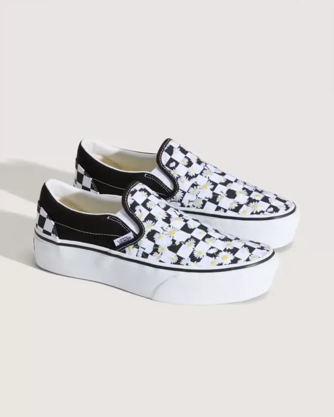 Zapato clásico de plataforma sin cordones con diseño de cuadros