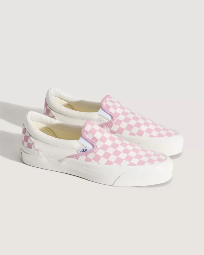 Zapato clásico premium sin cordones con diseño de cuadros