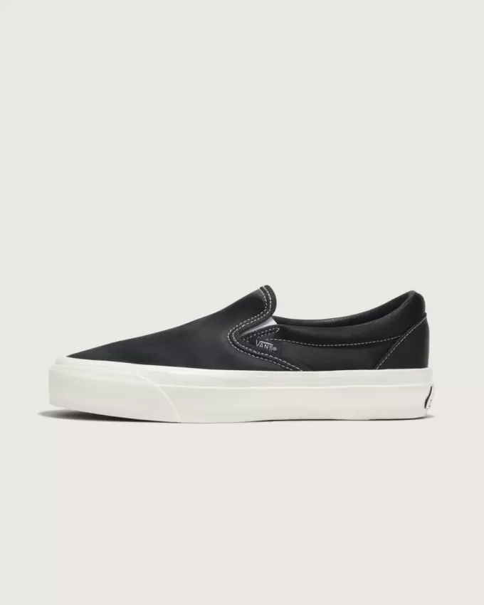 Zapato clásico premium sin cordones de satén