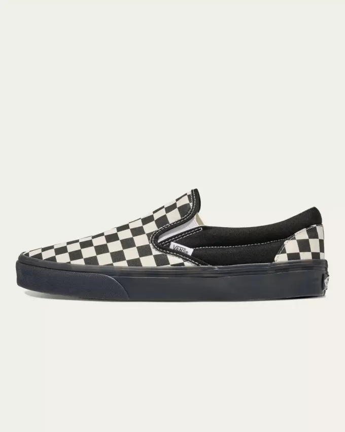 Zapato clásico sin cordones con diseño de cuadros