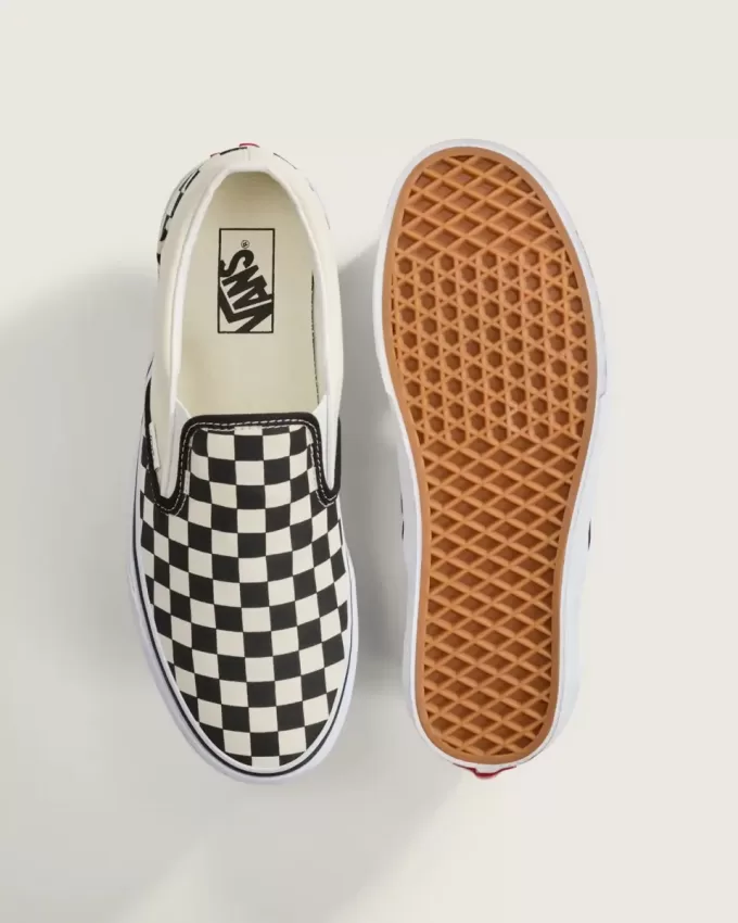 Zapato clásico sin cordones con diseño de cuadros