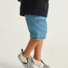 Zapato clásico sin cordones con diseño de cuadros en V para niños pequeños