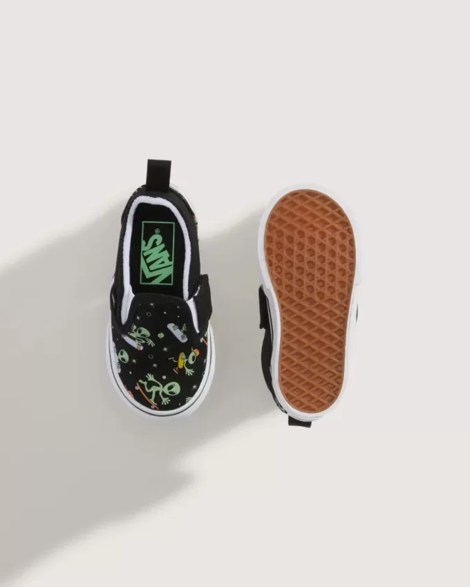 Zapato clásico sin cordones en V para niños pequeños