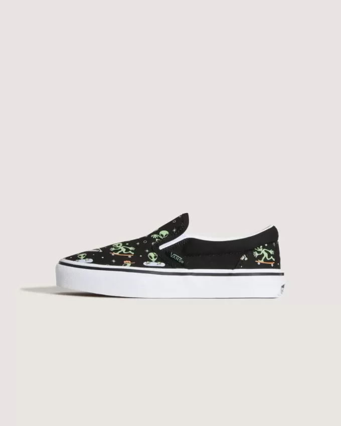 Zapato clásico sin cordones para niños pequeños
