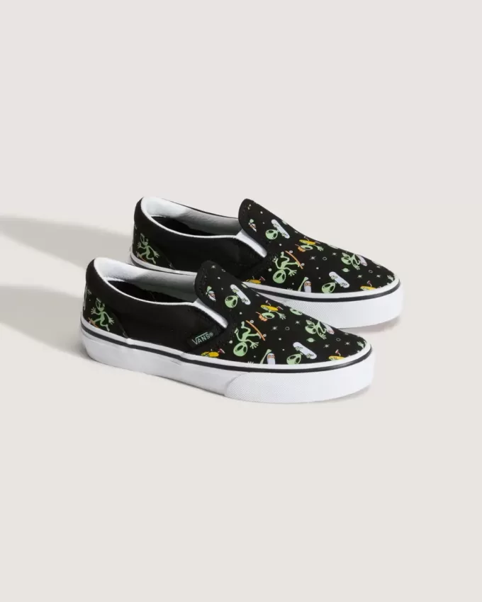 Zapato clásico sin cordones para niños pequeños