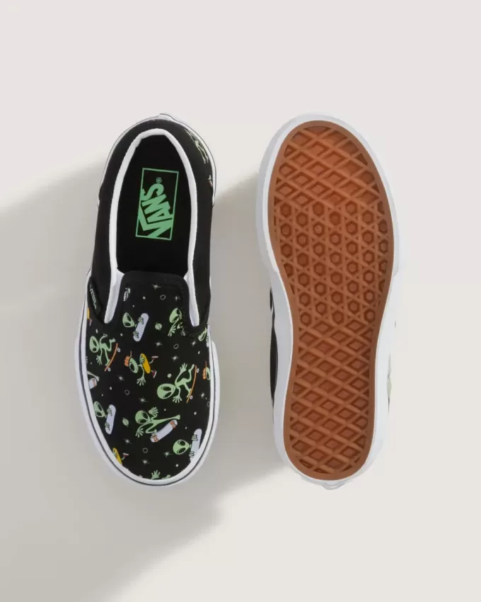 Zapato clásico sin cordones para niños pequeños