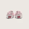 Zapato de cuna infantil sin cordones con diseño de cuadros en forma de V