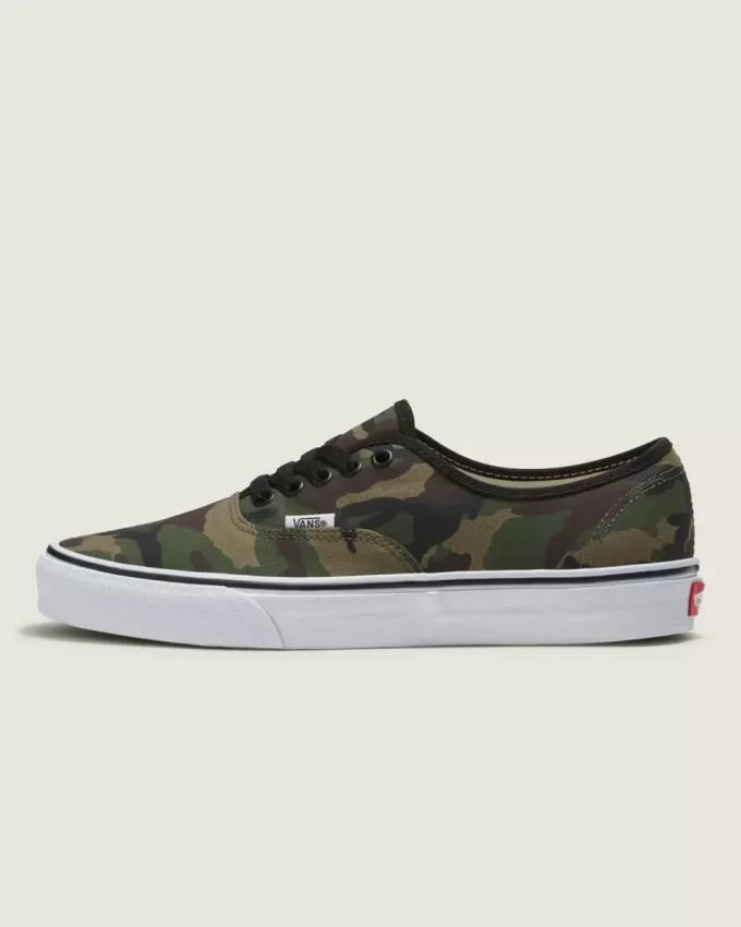 Zapatos auténticos de aduanas