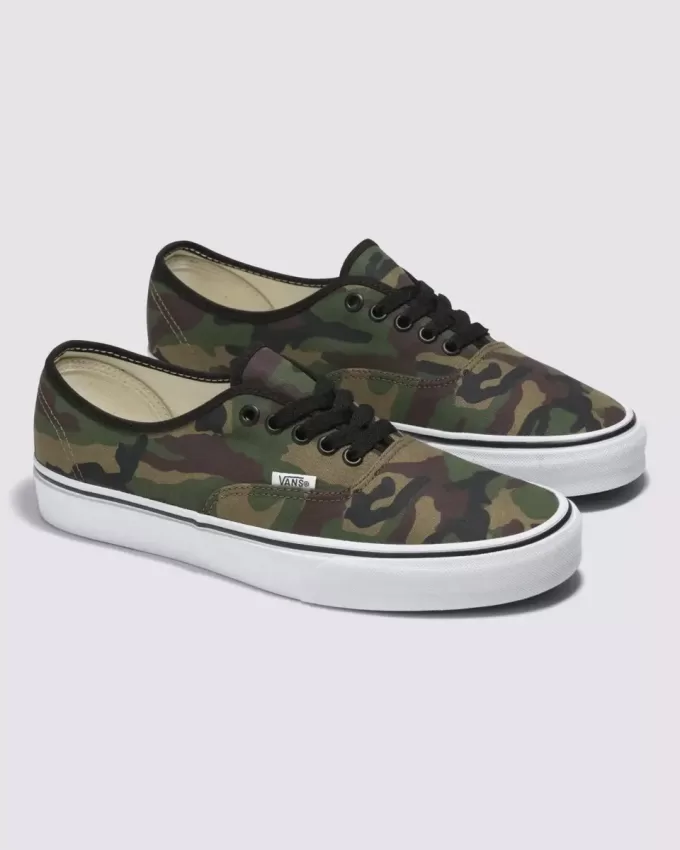 Zapatos auténticos de aduanas