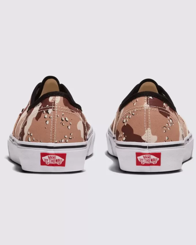 Zapatos auténticos de aduanas