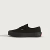 Zapatos auténticos para niños pequeños