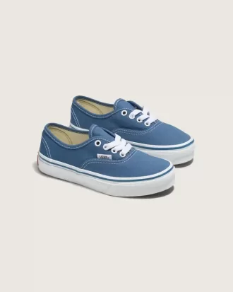 Zapatos auténticos para niños pequeños